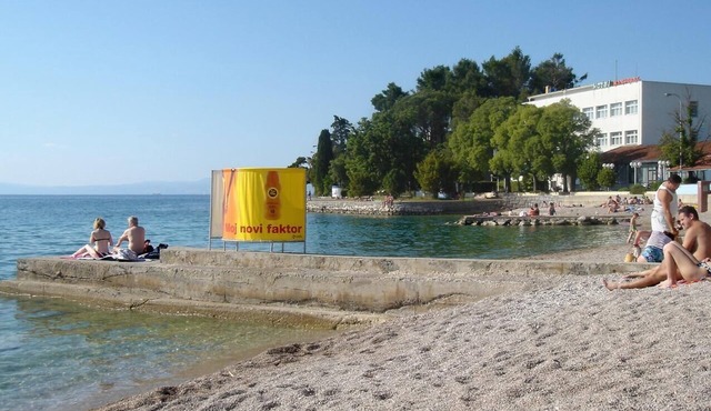 One bedroom apartment with balcony Malinska, Krk (A-19372-b) in Malinska