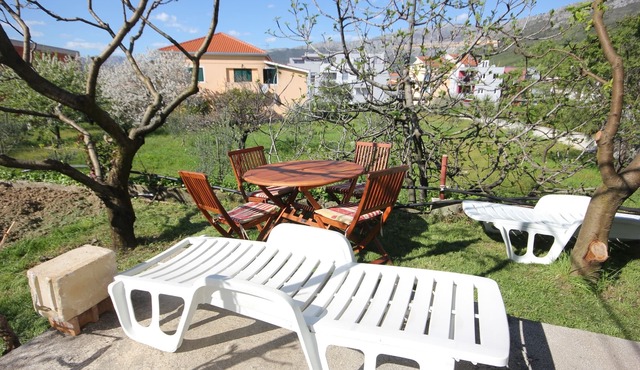 One bedroom apartment with terrace Podstrana, Split (A-2087-b) in Podstrana