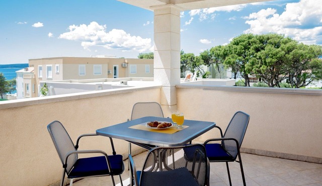 One bedroom apartment with terrace Promajna, Makarska (A-20883-d)
