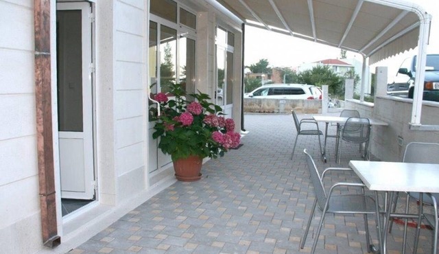 One bedroom apartment with terrace Promajna, Makarska (A-20883-g)