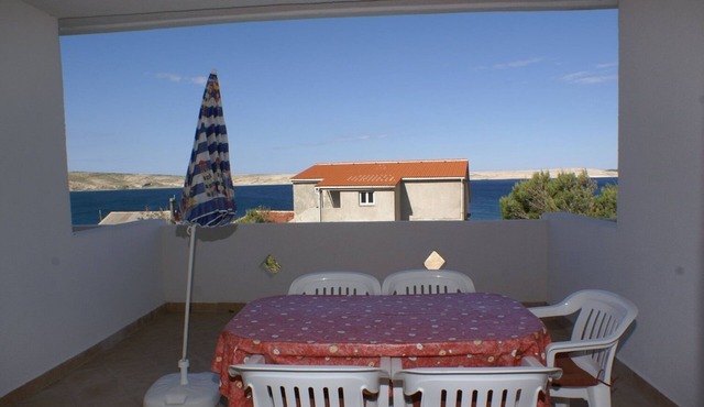 One bedroom apartment near beach Kustići, Pag (A-4087-c) in Zubovići