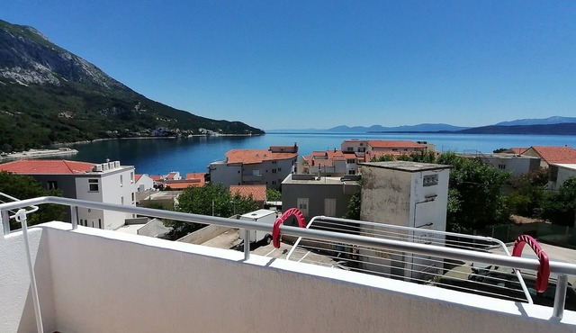One bedroom apartment with balcony and sea view Igrane, Makarska (A-24696-b)