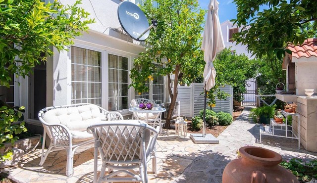 One bedroom apartment with terrace Orebić, Pelješac (A-27600-a)