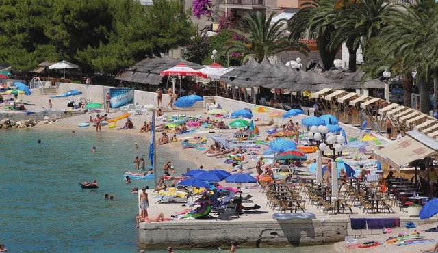 One bedroom apartment with balcony and sea view Tučepi, Makarska (A-16914-c)