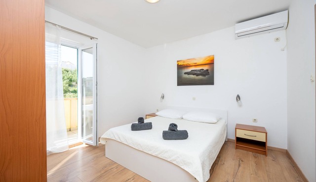 One bedroom apartment with terrace Jakišnica, Pag (A-4053-b)