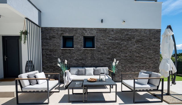 One bedroom apartment with a swimming pool Lopar, Rab (A-25837-b) in Rab