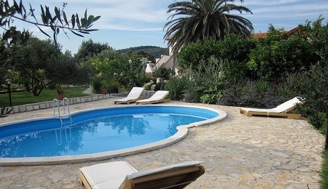 One bedroom apartment with terrace Mundanije, Rab (A-5075-a)