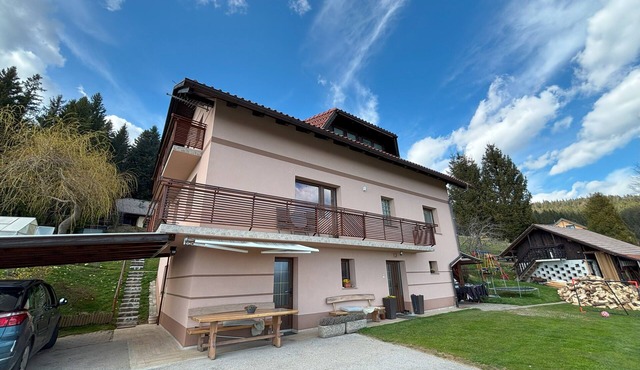 Panorama Apartment - One Bedroom Apartment with Balcony in Zrece