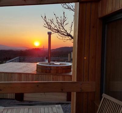 Panorama glamping Vipavska dolina in Ajdovscina