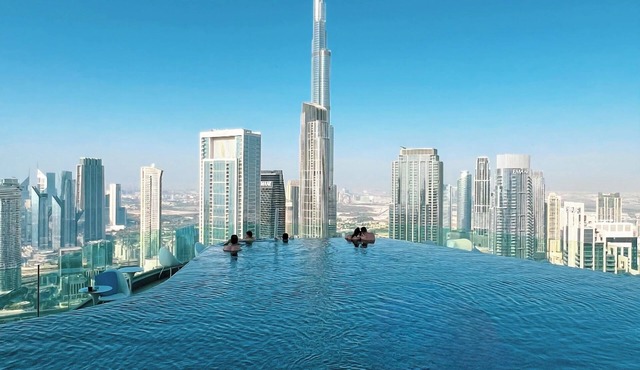 Paramount Midtown I 2BR Apartment Burj Khalifa View & Infinity Pool l Downtown in Dubai