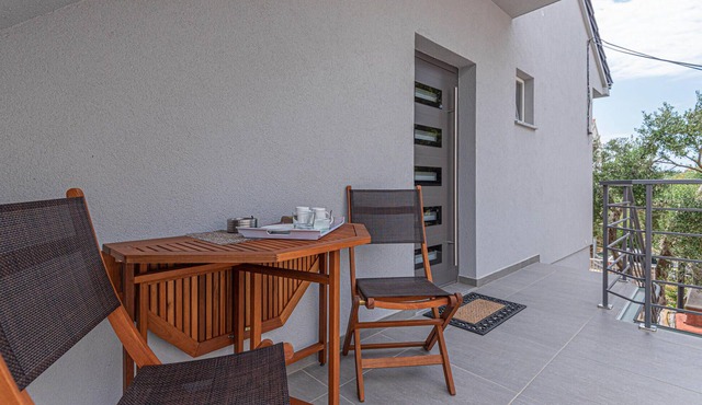 Pet friendly apartment in Pirovac in Pirovac