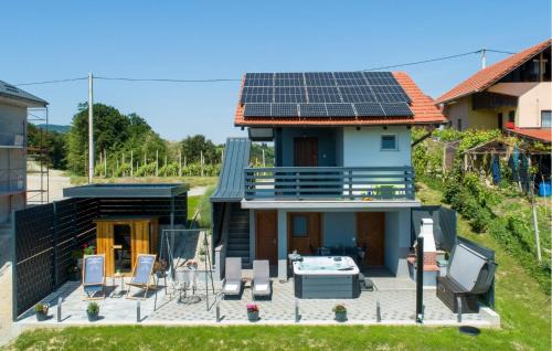 Pet Friendly Home In Veliko Trgovisce With Sauna