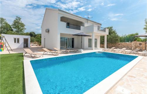 Pet Friendly Home In Radasinovci