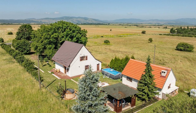 Pet friendly home in Udbina with WiFi