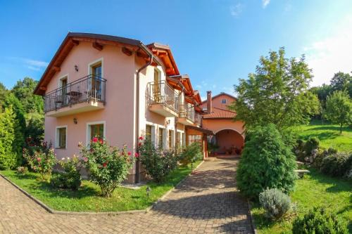 Pivka Na Meji Resort in Prem