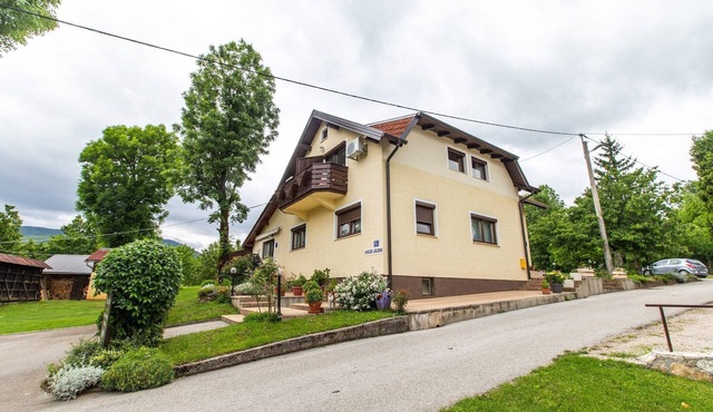 Plitvička Lake Garden Apartment