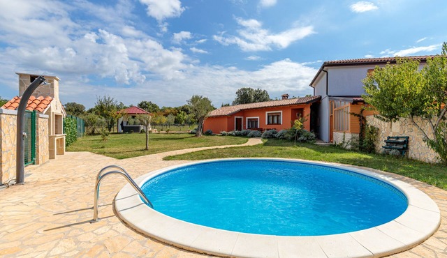 Pool & Spa House Betiga 2, Fažana, Croatia