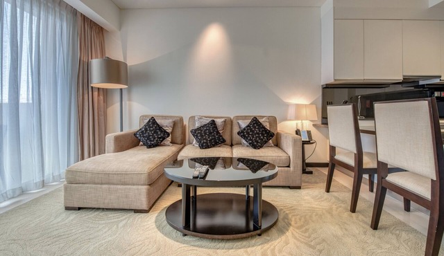 Posh 1BR at The Address Residences Dubai Marina by Deluxe Holiday Homes in Dubai