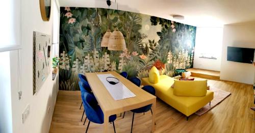 Rainbow apartment, Koper in Koper