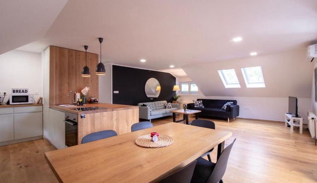 River Valley Vista Apartment in Bled