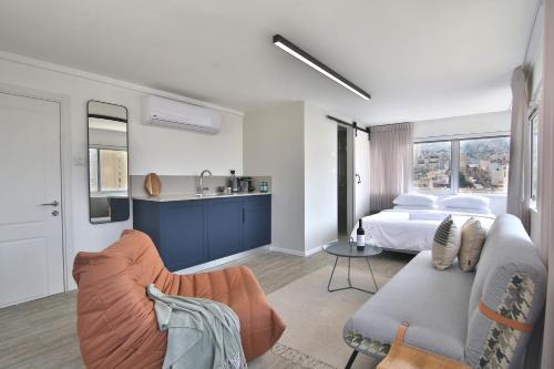 ROOFTOP 42 - Studio in Haifa