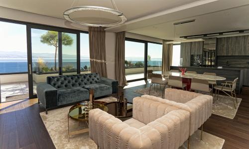 Royal Pearl Penthouse