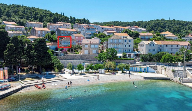 S 1 - studio just 50m from the beach with sea view