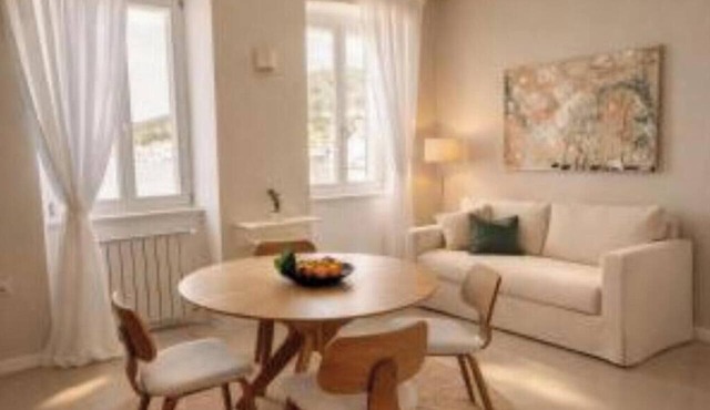 Seafront design apartment Vis