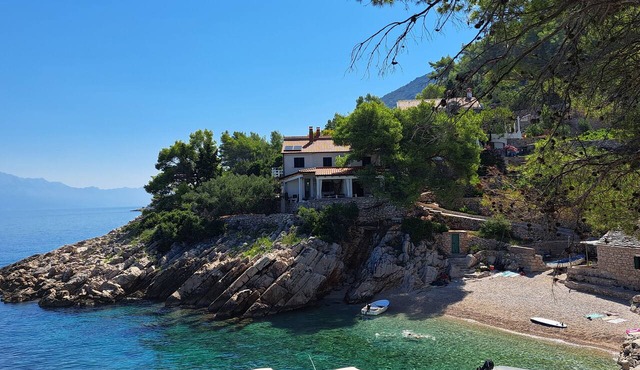 Seaside house for families with children Cove Pakomina, Hvar (K-12702)