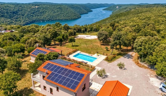 Secluded Pool Villa Tanja/w Sea View