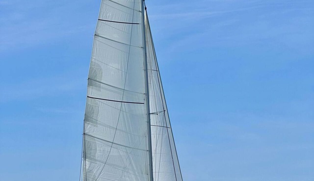 Sibenik Sun-soaked Sailing: A Luxurious Croatian Voyage in Pirovac