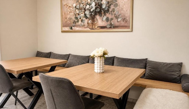 Stara lipa Tašner Rooms with Free Parking & Kitchen & Garage in Maribor