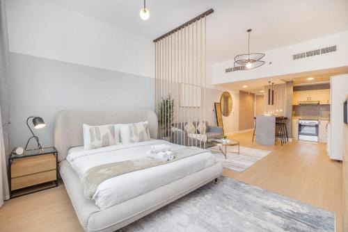 StayShort - Contemporary Studio Living in Sports City in Dubai