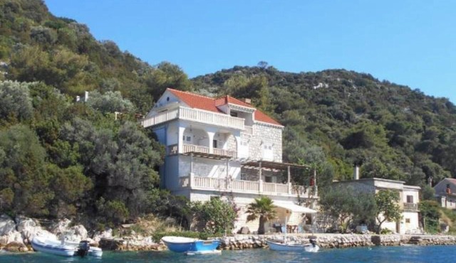 Studio Apartment President - One Bedroom Apartment with Terrace and Sea View(5)