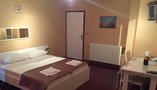 Studio flat with balcony Biograd na Moru, Biograd (AS-16576-b)