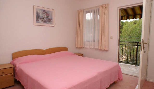 Studio flat with balcony and sea view Sutivan, Brač (AS-747-a) in Sutivan