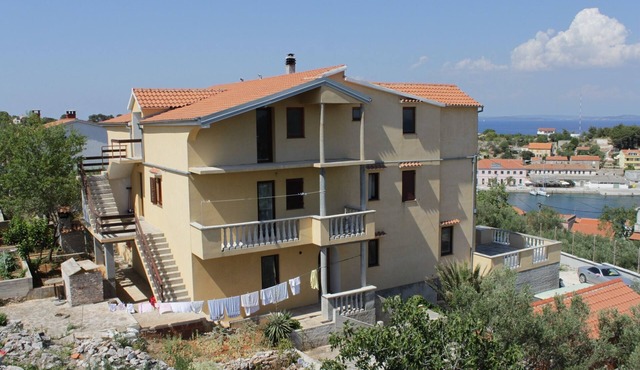 Studio flat with balcony and sea view Sali, Dugi otok (AS-8152-a)