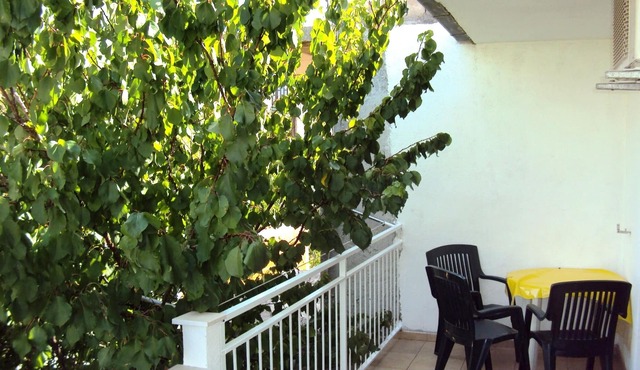 Studio flat with terrace Stari Grad, Hvar (AS-5697-a)