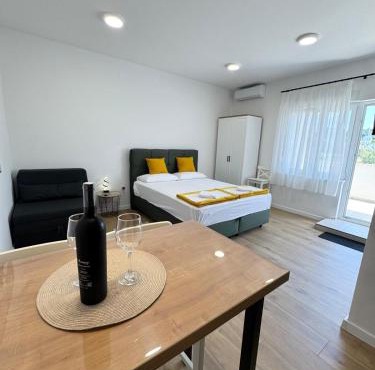 Studio Sanja in Vlašići