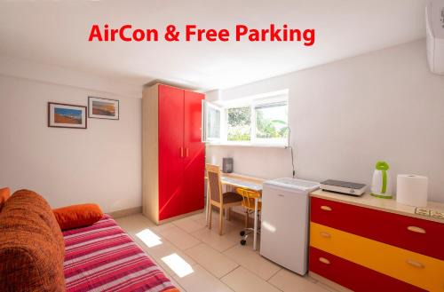 Studio Southwest 1 with AirCon & FREE Parking in Ljubljana
