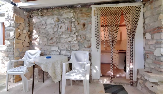 Studio with terrace in a residential area in Veli Lošinj