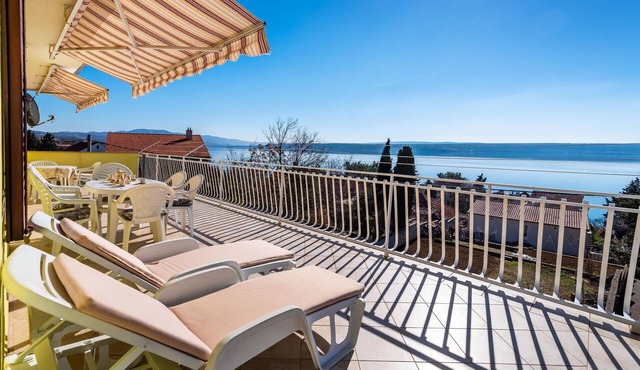 Stunning apartment in Maslenica in Maslenica