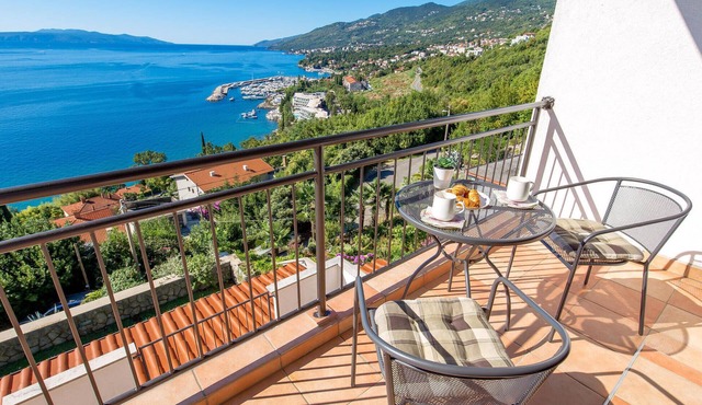 Stunning apartment in Opatija with WiFi in Opatija