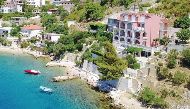 Stunning apartment in Stanici with house sea view