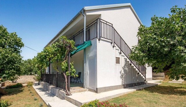 Stunning apartment in Vlasici with WiFi