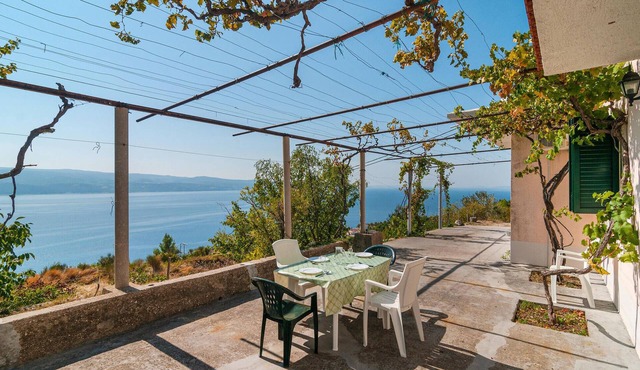 Stunning home in Lokva Rogoznica