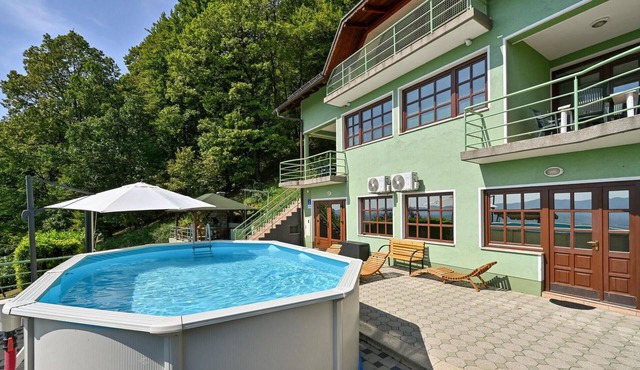 Stunning home in Madzarevo with sauna