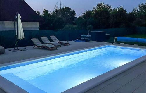 Stunning Home In Petrijevci