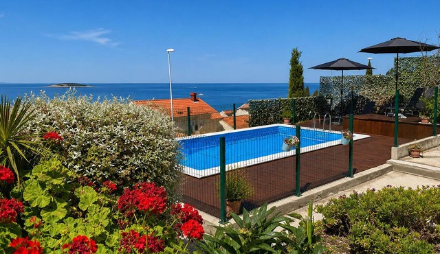 Stunning home in Plat in Plat