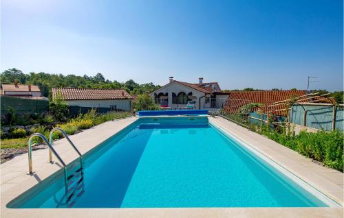 Stunning Home In Ruzici
